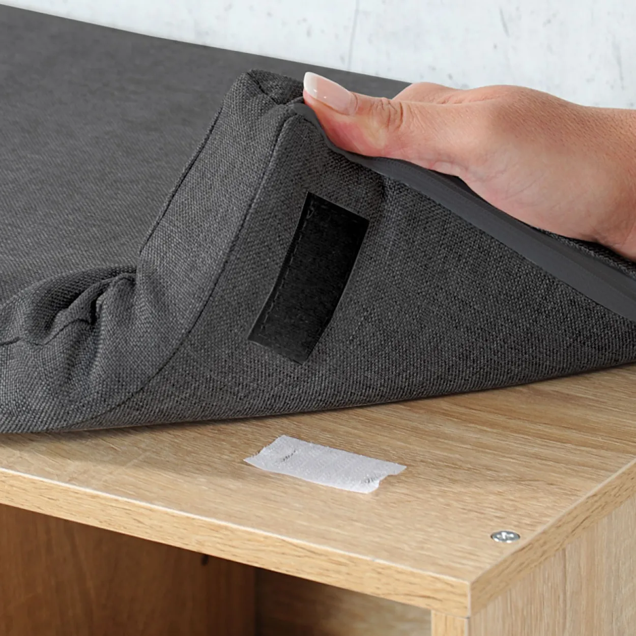 Universal-/ Schuhschrank mit Sitzkissen - Sonoma Eiche