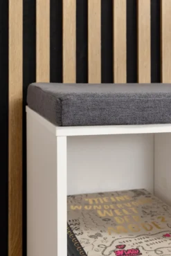 Universal-/ Schuhschrank mit Sitzkissen - Weiß