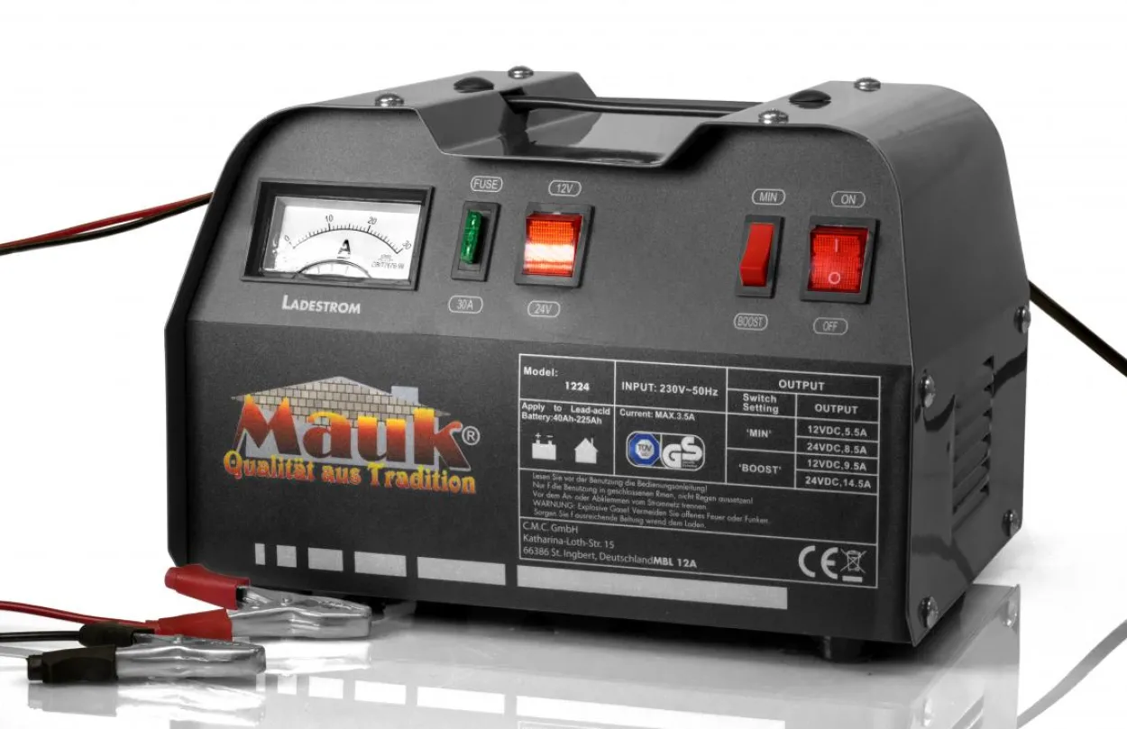 12V - 24V 12A Batterieladegerät