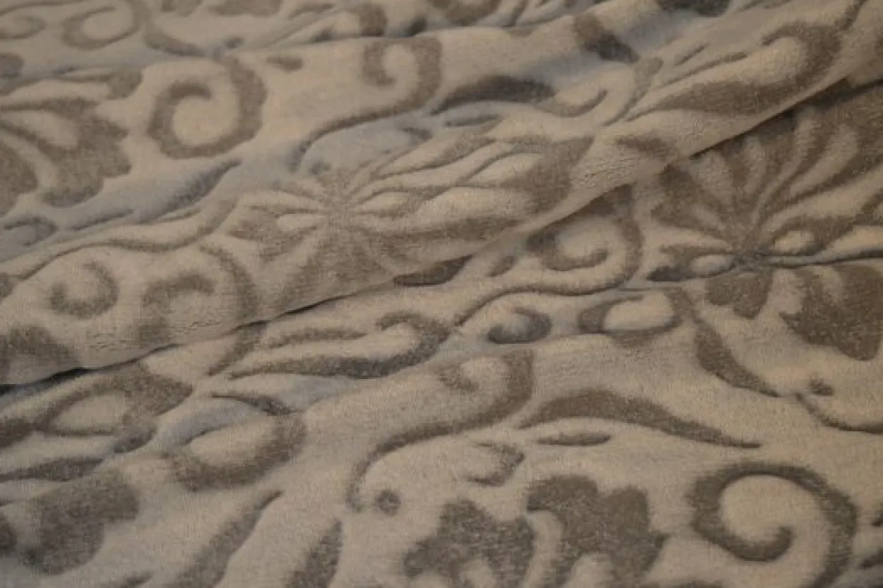 Wohndecke Ornamente „Kaschmirtouch“ mit Hoch-Tief Effekt