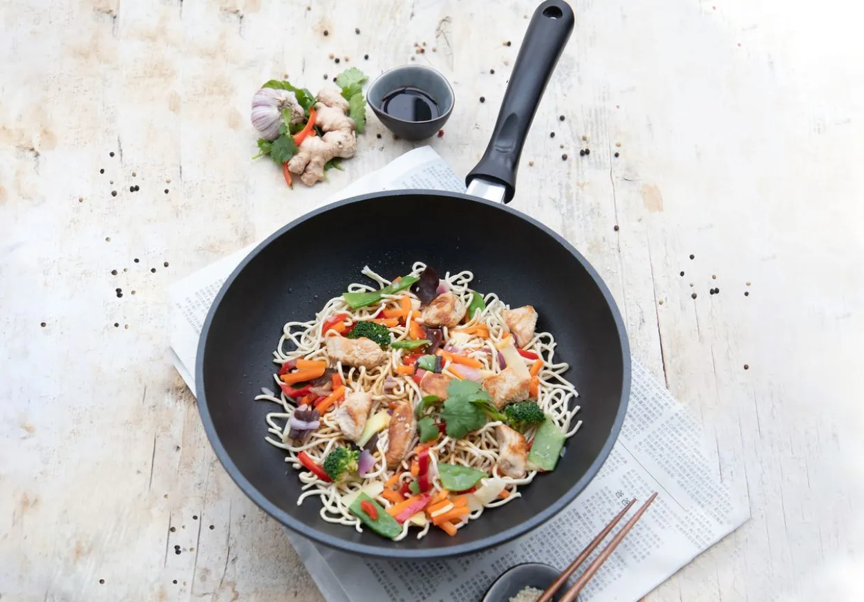 Wok- und Pastapfanne 28cm "Alucast"