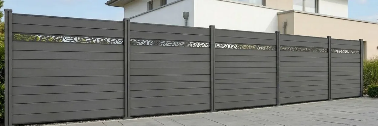 WPC-Sichtschutzzaun Valla - mit Design 5x Element + 6x Pfosten - Grau