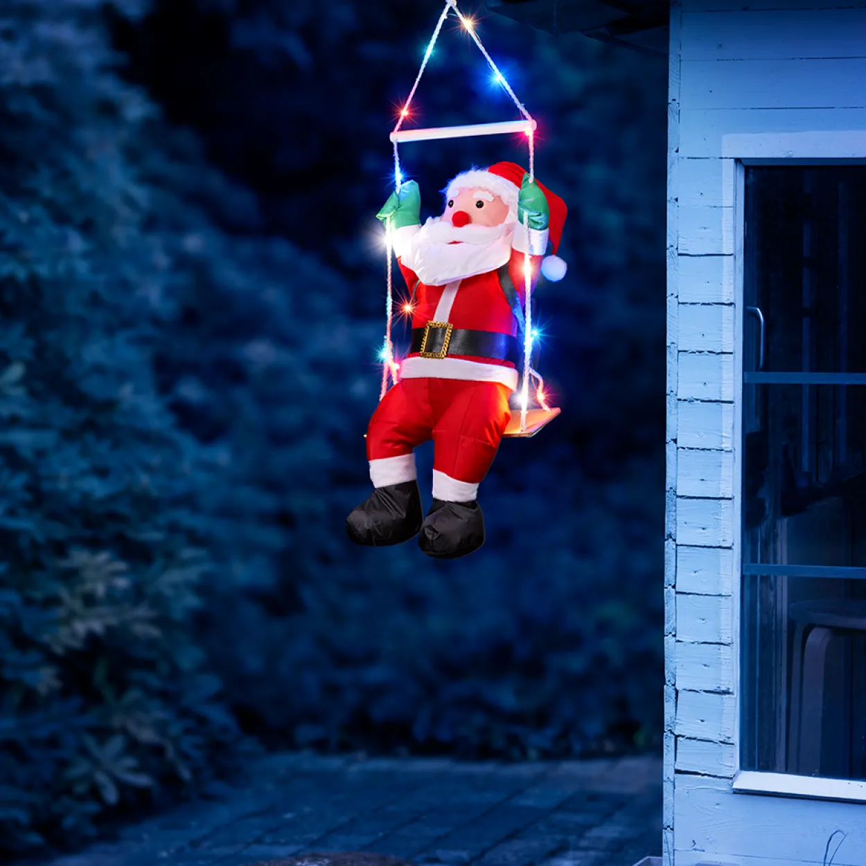 XL-LED-Weihnachtsmann "Auf Schaukel"
