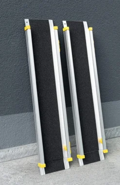 Zwei Stufen Teleskop Auffahrrampe 2 er Set 152 x 19 cm, 270KG belastbar